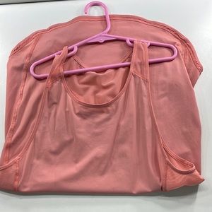 Used coral Lululemon tank top!